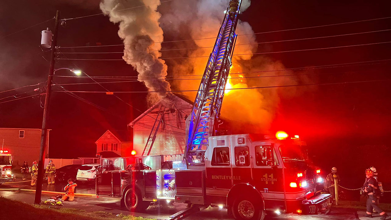 A Pennsylvania teen uses a trampoline to rescue neighbors trapped in an apartment fire.